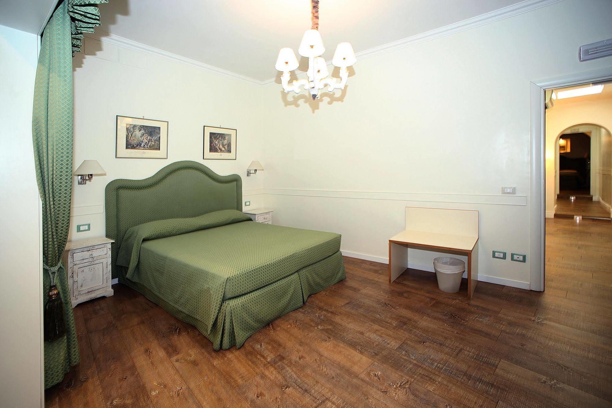 Residenza Ponte Sant'Angelo Hotel Rom Eksteriør billede