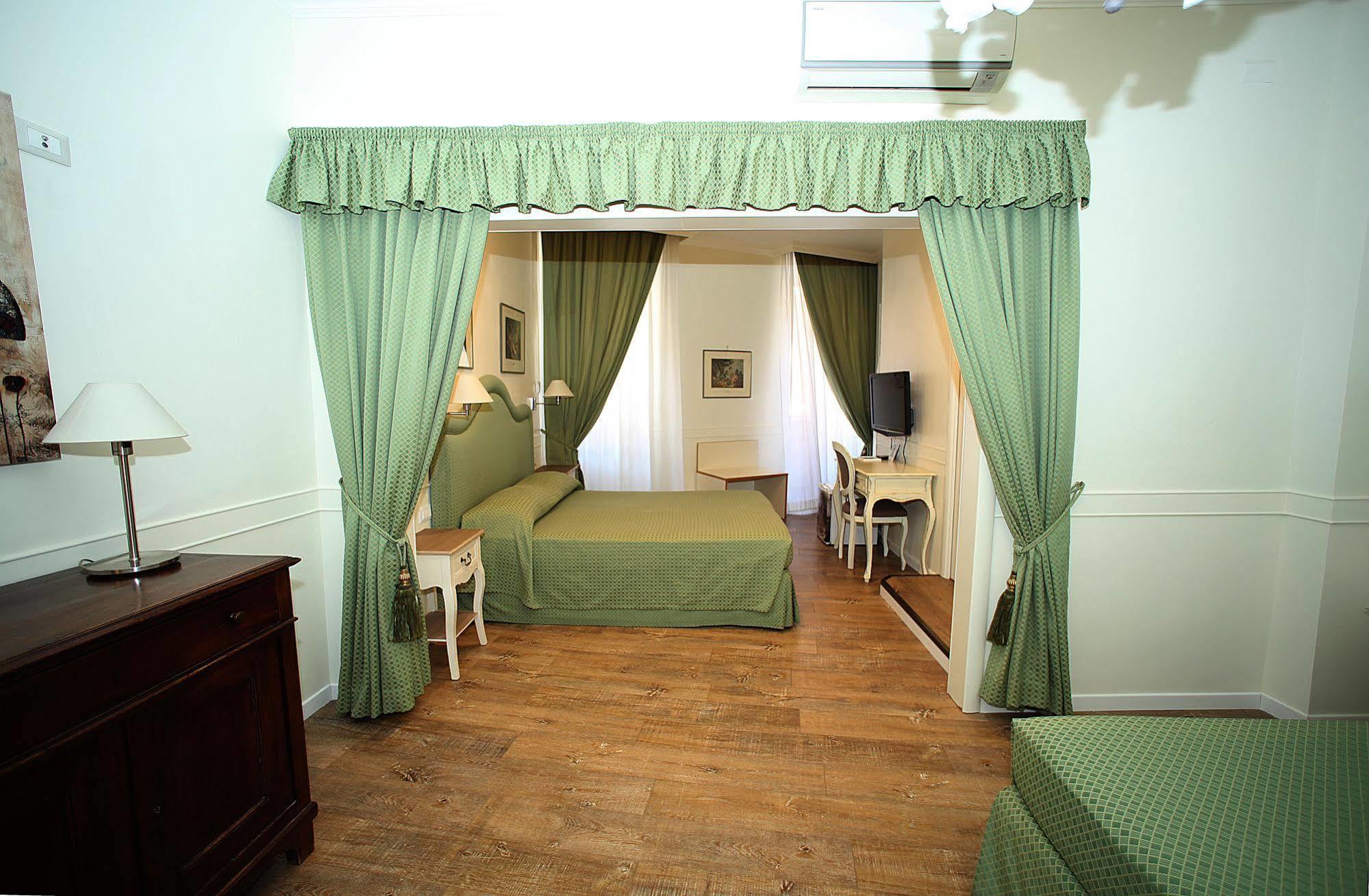 Residenza Ponte Sant'Angelo Hotel Rom Eksteriør billede